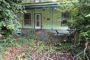 919 Panola St, Tarboro, NC 27886 - Photo 1