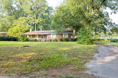 507 Parker Drive, Clinton, NC 28328 - Photo 3