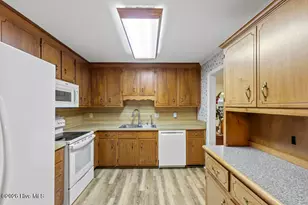 2828 Easy St, Newport, NC 28570 - Photo 15