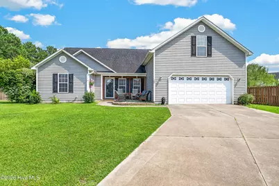 102 Pinyon Court, Jacksonville, NC 28546 - Photo 1