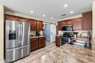 102 Pinyon Ct, Jacksonville, NC 28546 - Photo 19