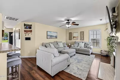 102 Pinyon Court, Jacksonville, NC 28546 - Photo 9