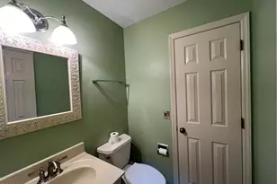 225 E New York Ave, Southern Pines, NC 28387 - Photo 5
