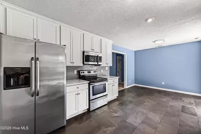 509 Redwood Place, Jacksonville, NC 28540 - Photo 9