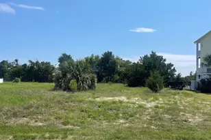 869 Heron Landing Dr, Holden Beach, NC 28462 - Photo 3