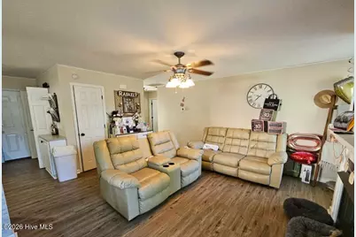 111 Casey Court, Jacksonville, NC 28540 - Photo 7