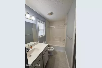 200 Commons Court, New Bern, NC 28560 - Photo 5