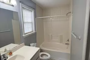 200 Commons Ct, New Bern, NC 28560 - Photo 5