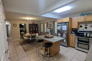 113 S Canal St, Whiteville, NC 28472 - Photo 3