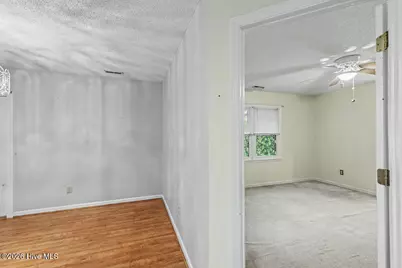 630 Greystone Avenue, Jacksonville, NC 28540 - Photo 17