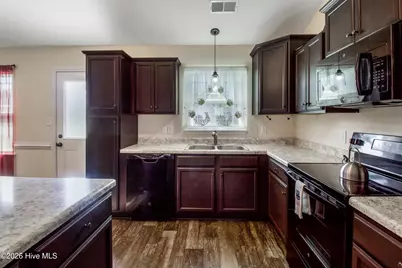 440 McCall Drive, Jacksonville, NC 28540 - Photo 7