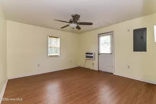 109 Revelle Park Ln, Murfreesboro, NC 27855 - Photo 7