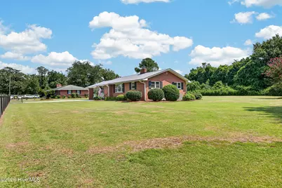 112 Barbara Avenue, Piney Green, NC 28544 - Photo 5