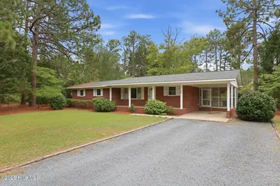 285 McDairmid Road, Pinehurst, NC 28374 - Photo 1