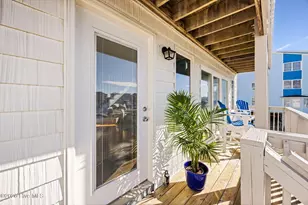 517 Canal Dr, Carolina Beach, NC 28428 - Photo 9