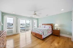 517 Canal Dr, Carolina Beach, NC 28428 - Photo 37