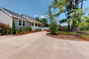 114 Lincoln Ave, Vass, NC 28394 - Photo 5
