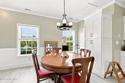 1800 Bay Street #206, Morehead City, NC 28557 - Photo 27