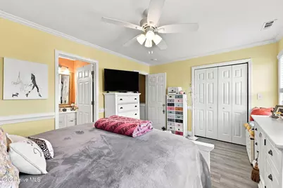 1800 Bay Street #206, Morehead City, NC 28557 - Photo 31