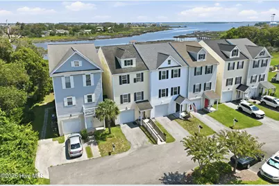 1800 Bay Street #206, Morehead City, NC 28557 - Photo 3