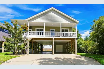 326 NE 56th Street, Oak Island, NC 28465 - Photo 5