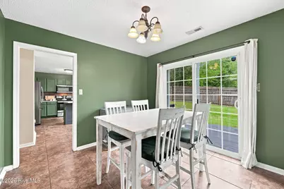 210 Druid Court, Jacksonville, NC 28546 - Photo 5