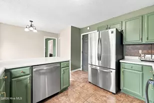 210 Druid Ct, Jacksonville, NC 28546 - Photo 11
