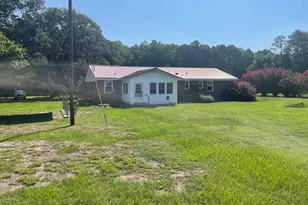 633 Beasleys Rd, Warsaw, NC 28398 - Photo 3