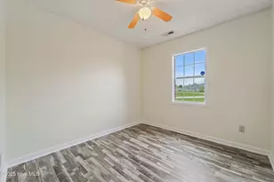 502 Nutfield Dr, Hubert, NC 28539 - Photo 9