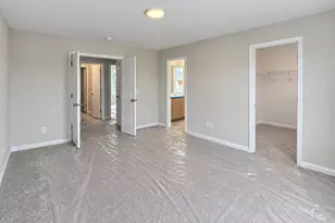 47 W Emily Gardens Dr, Selma, NC 27576 - Photo 9