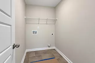 47 W Emily Gardens Dr, Selma, NC 27576 - Photo 9