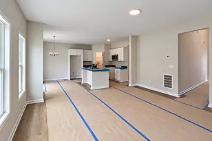 47 W Emily Gardens Dr, Selma, NC 27576 - Photo 5