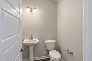 47 W Emily Gardens Dr, Selma, NC 27576 - Photo 7