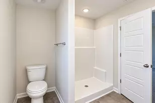 47 W Emily Gardens Dr, Selma, NC 27576 - Photo 15
