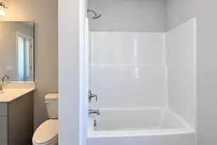 57 W Emily Gardens Dr, Selma, NC 27576 - Photo 19