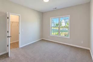 39 E Emily Gardens Dr, Selma, NC 27576 - Photo 13