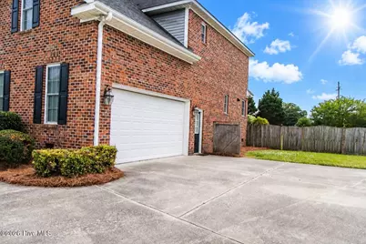 297 Foxcroft Lane, Winterville, NC 28590 - Photo 3