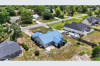 1718 Pharview Drive SW, Ocean Isle Beach, NC 28469 - Photo 25