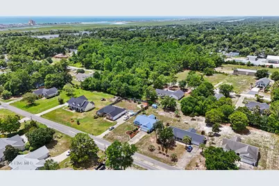 1718 Pharview Drive SW, Ocean Isle Beach, NC 28469 - Photo 3