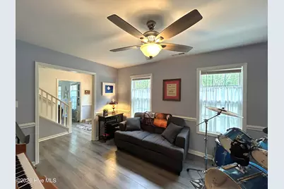 124 Empire Boulevard, Jacksonville, NC 28546 - Photo 11