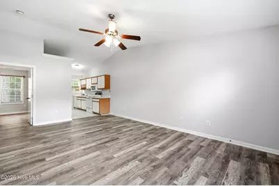 711 Varsity Drive, Wilmington, NC 28403 - Photo 7