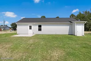 219 Rae St, Warsaw, NC 28398 - Photo 23