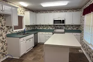 208 Pinewood Dr, New Bern, NC 28562 - Photo 27