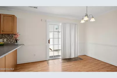 112 Chandler Drive #E, Greenville, NC 27834 - Photo 5