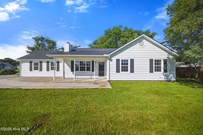 700 Covington Court, Hubert, NC 28539 - Photo 1