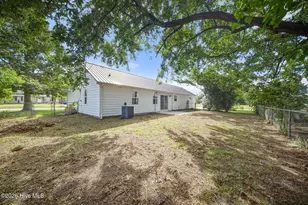700 Covington Ct, Hubert, NC 28539 - Photo 35