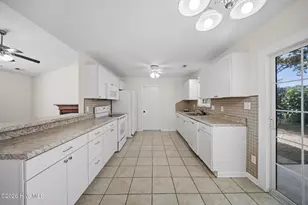 700 Covington Ct, Hubert, NC 28539 - Photo 15