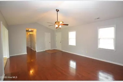 107 Esquire Drive, Richlands, NC 28574 - Photo 3