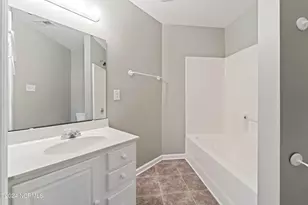 106 Cona Ct, New Bern, NC 28560 - Photo 5