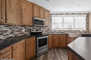 2184 Creekwood Ct SW, Supply, NC 28462 - Photo 9